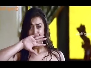 Hansika hot scene from Vishnu Denikaina ready telugu movie